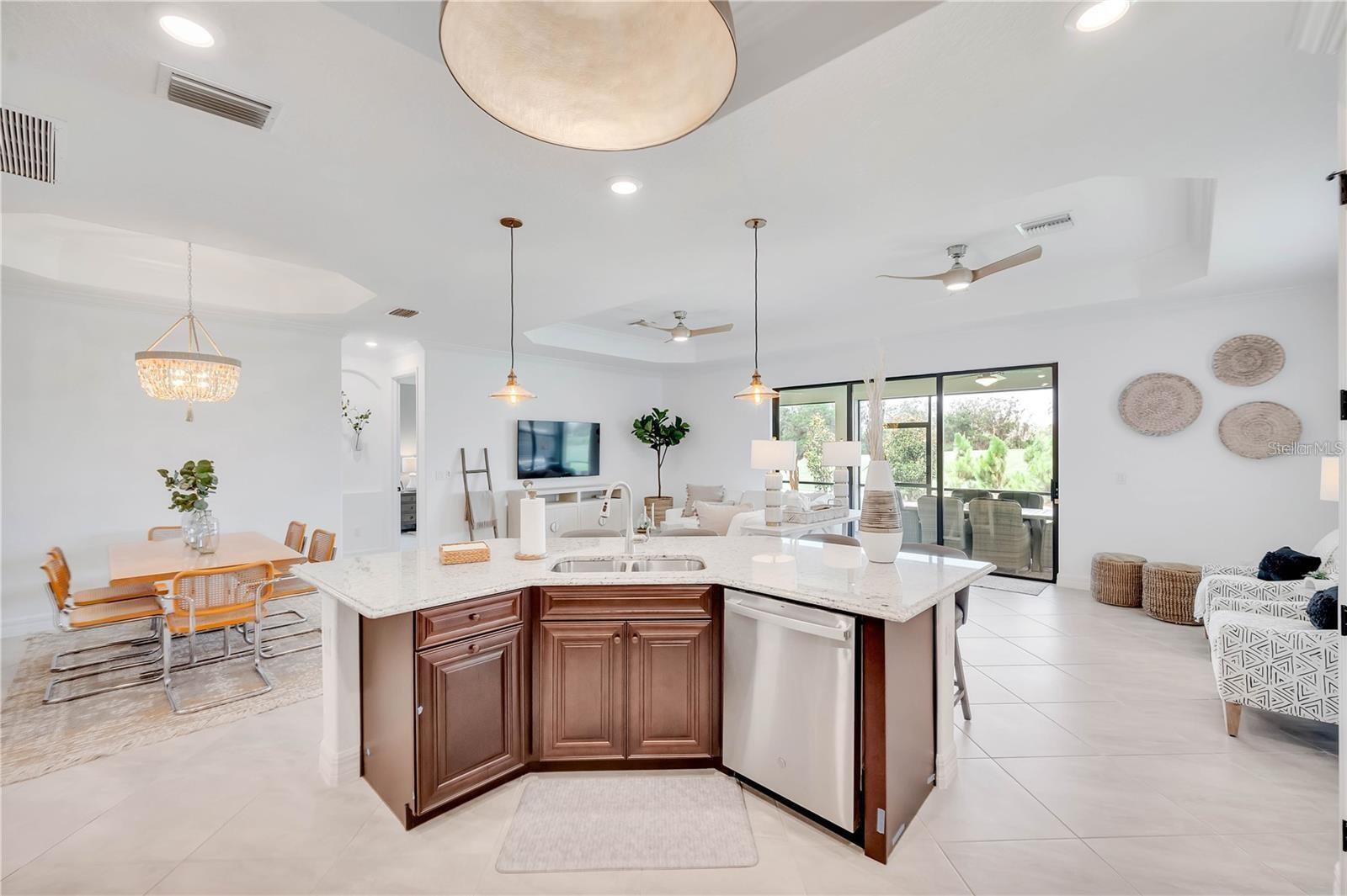 LAKEWOOD NATIONAL GOLF CULB PH II - Residential