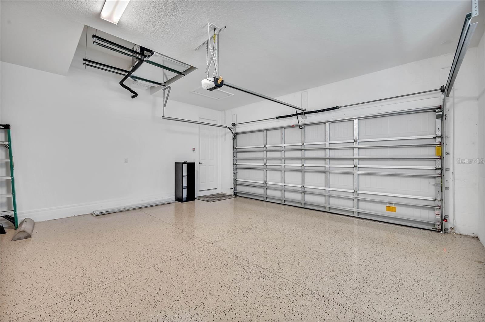 LAKEWOOD NATIONAL GOLF CULB PH II - Residential