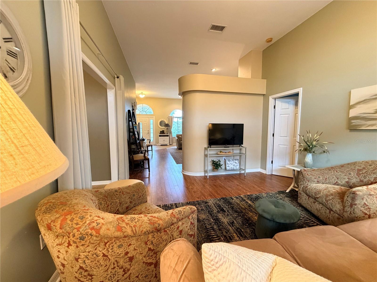 PINE MEADOW SUB PH III - Residential Lease