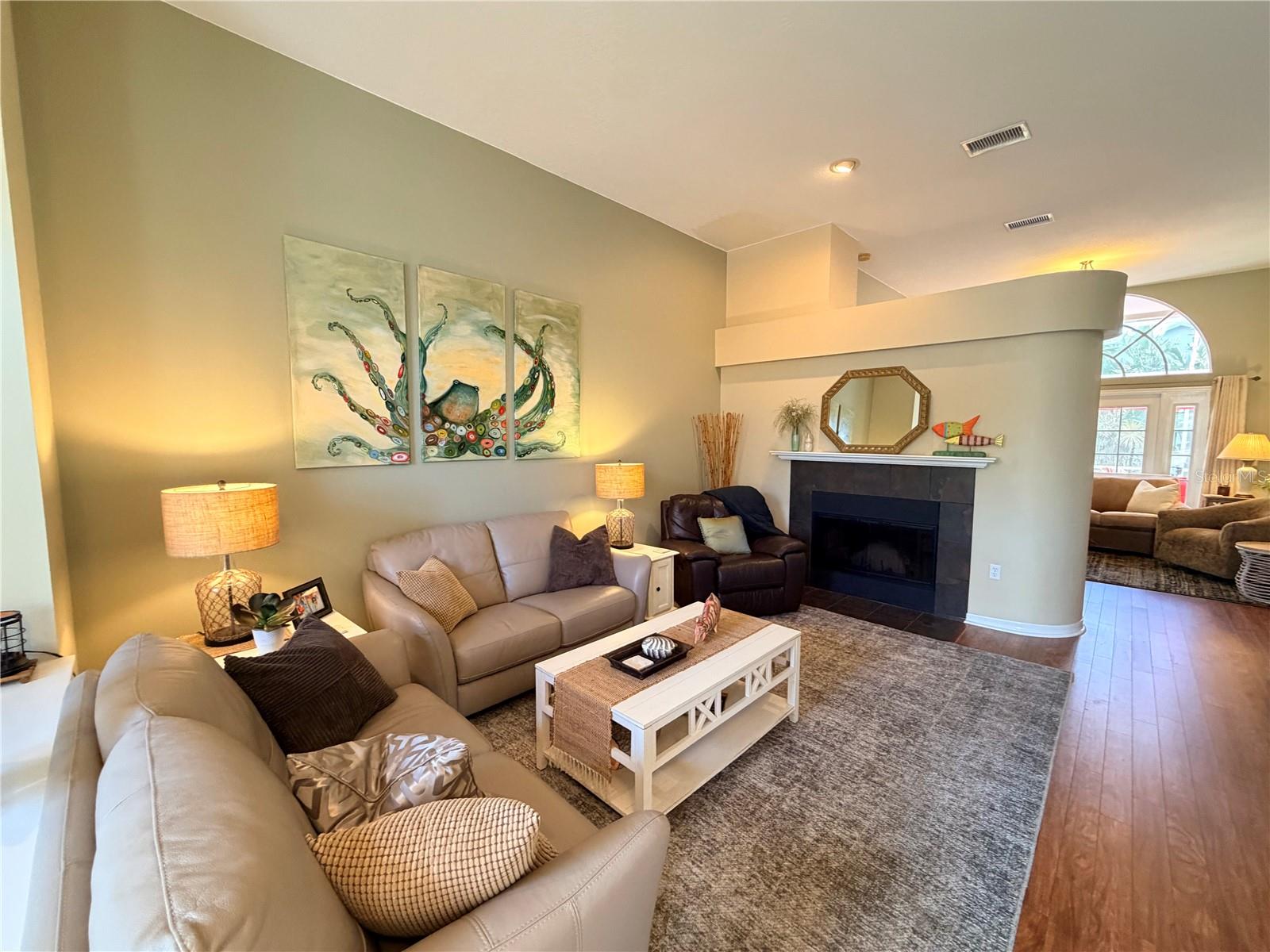 PINE MEADOW SUB PH III - Residential Lease