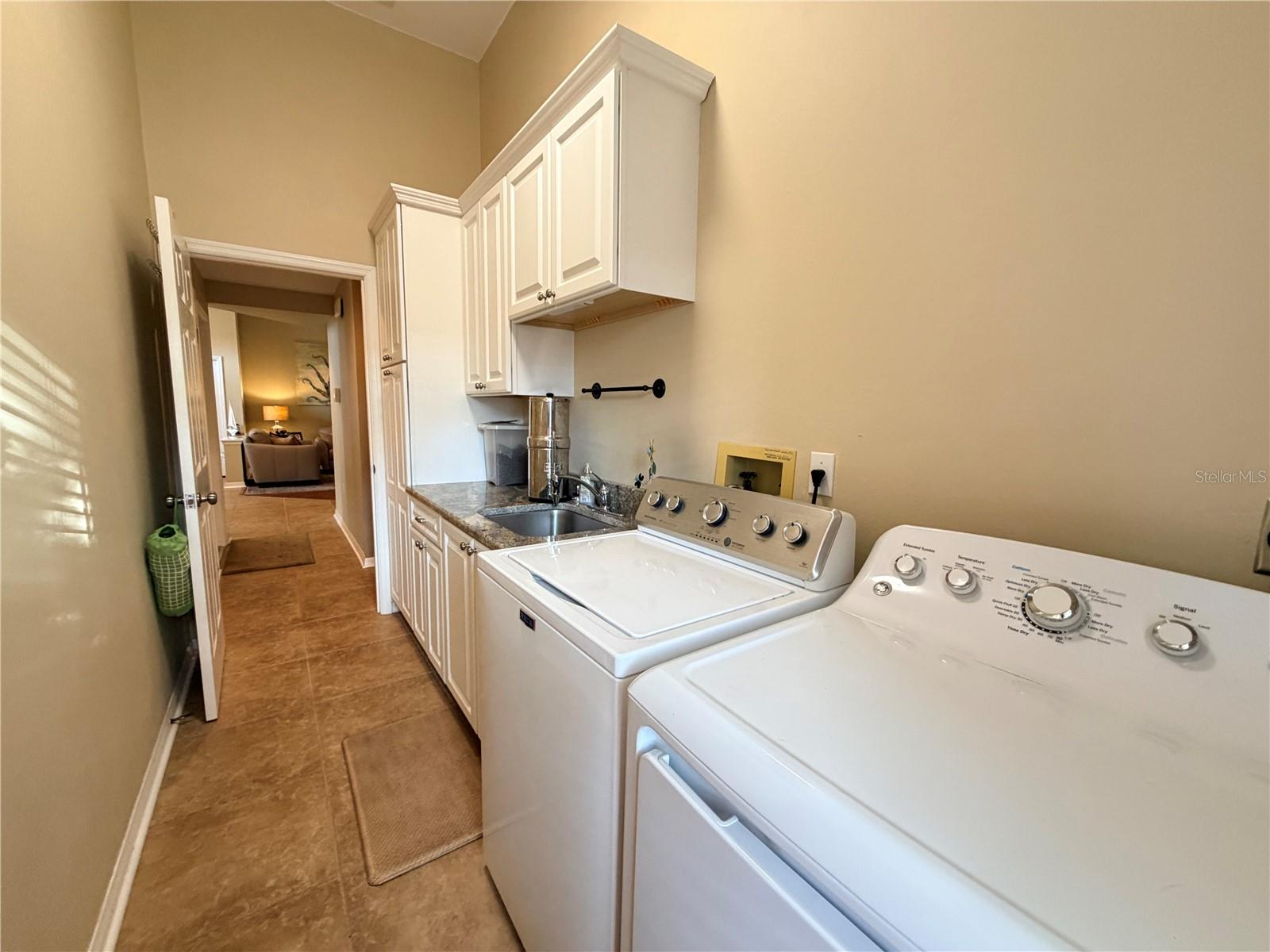 PINE MEADOW SUB PH III - Residential Lease