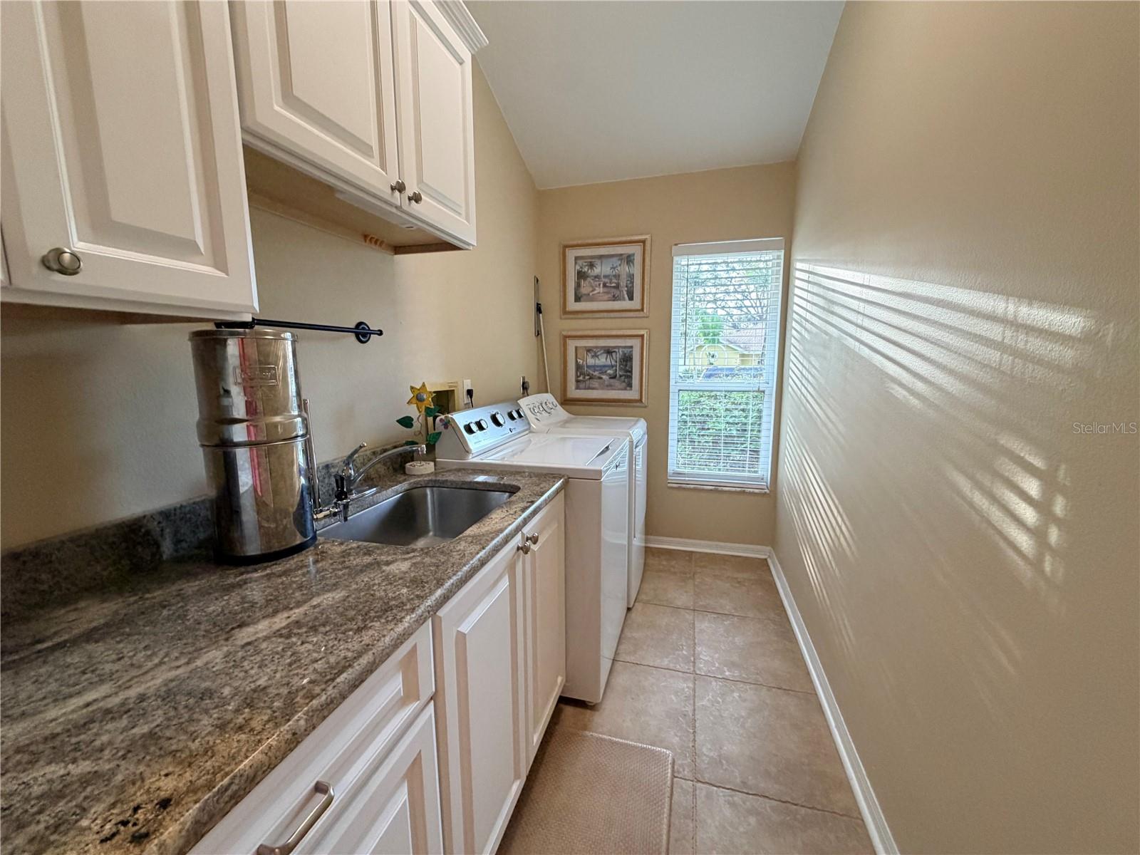 PINE MEADOW SUB PH III - Residential Lease