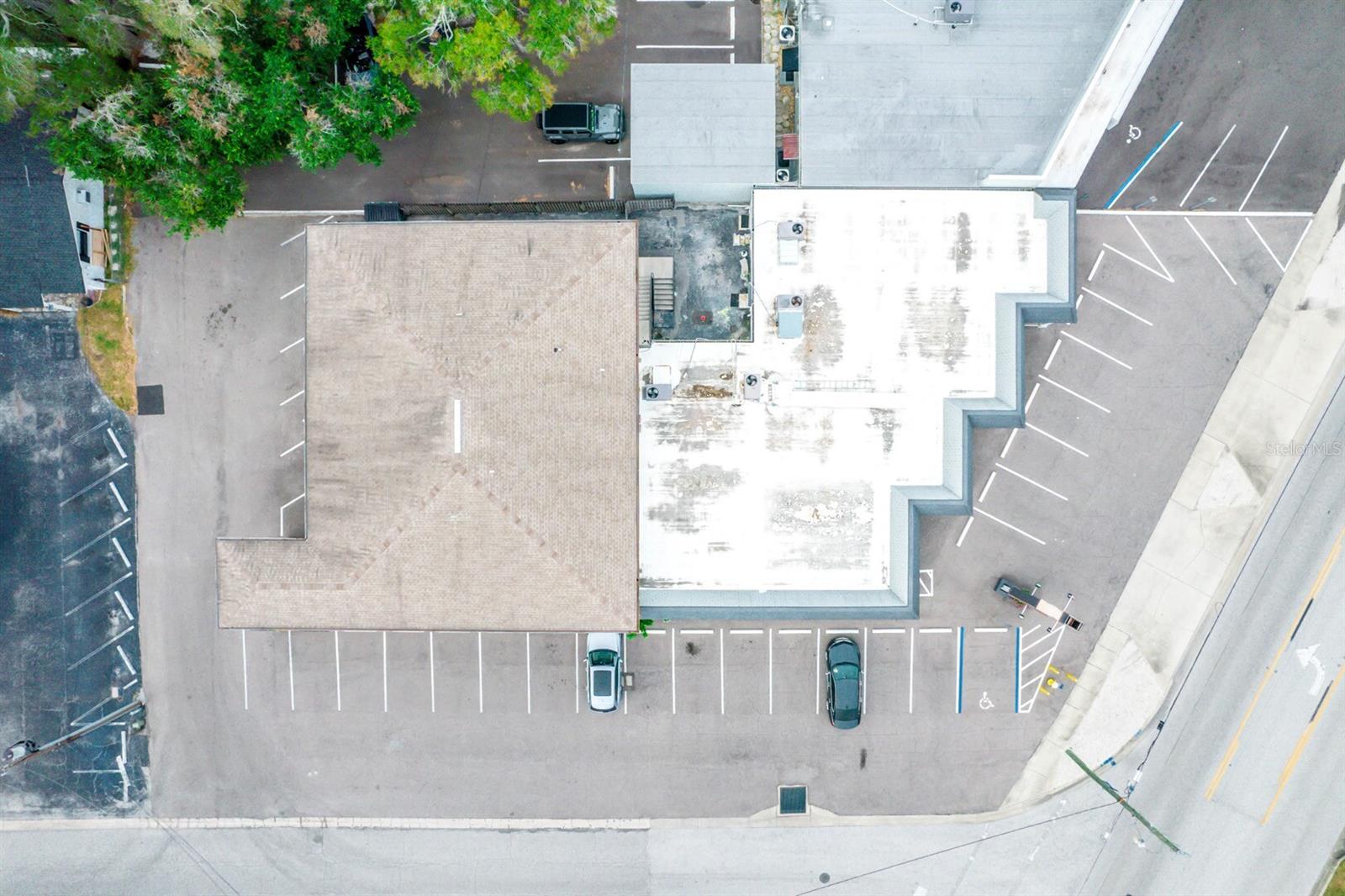 400 INDIAN ROCKS ROAD N A