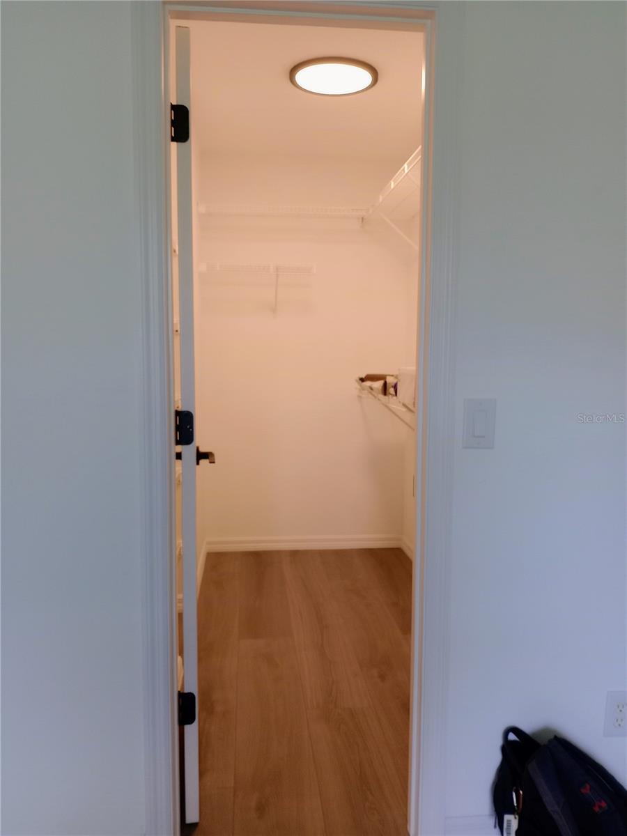 SOUTH VENICE - Residential Lease