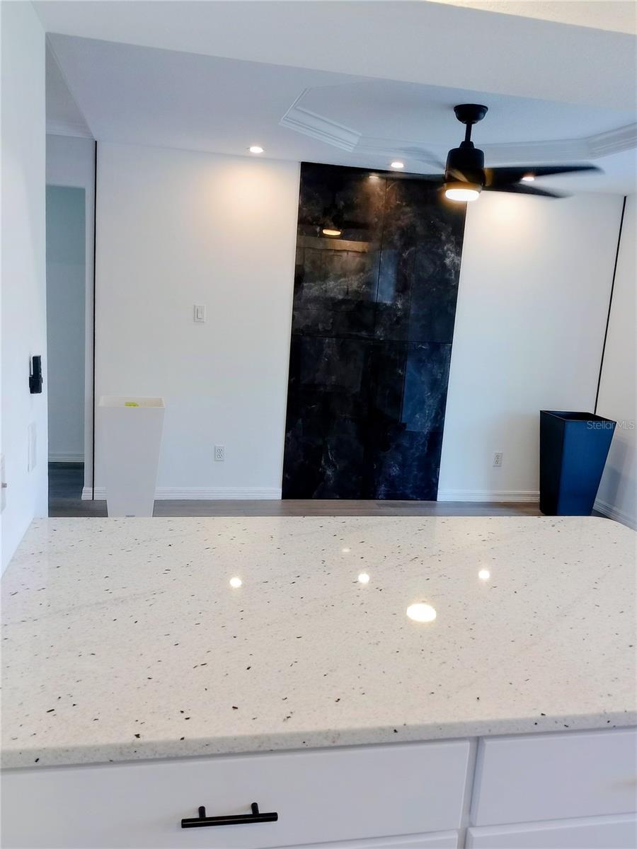 SOUTH VENICE - Residential Lease