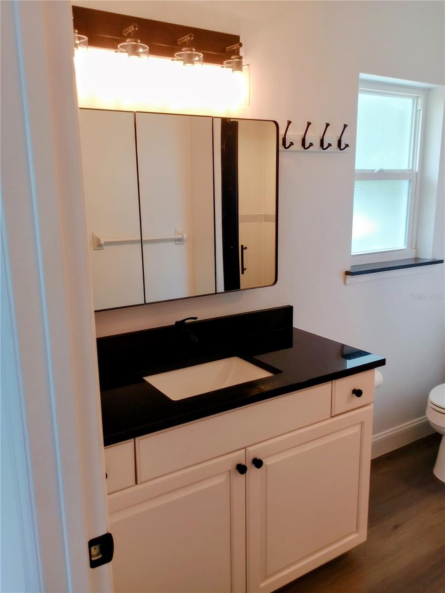 SOUTH VENICE - Residential Lease