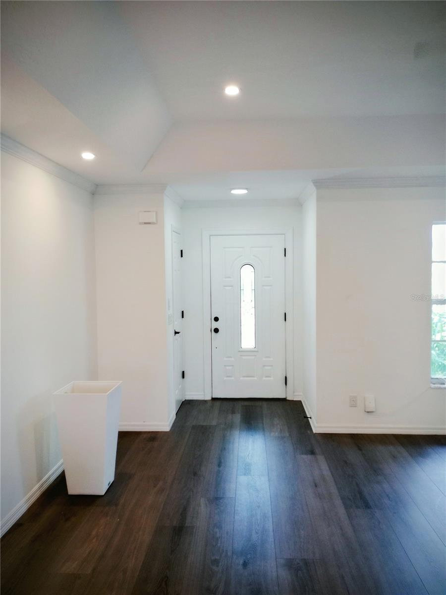 SOUTH VENICE - Residential Lease
