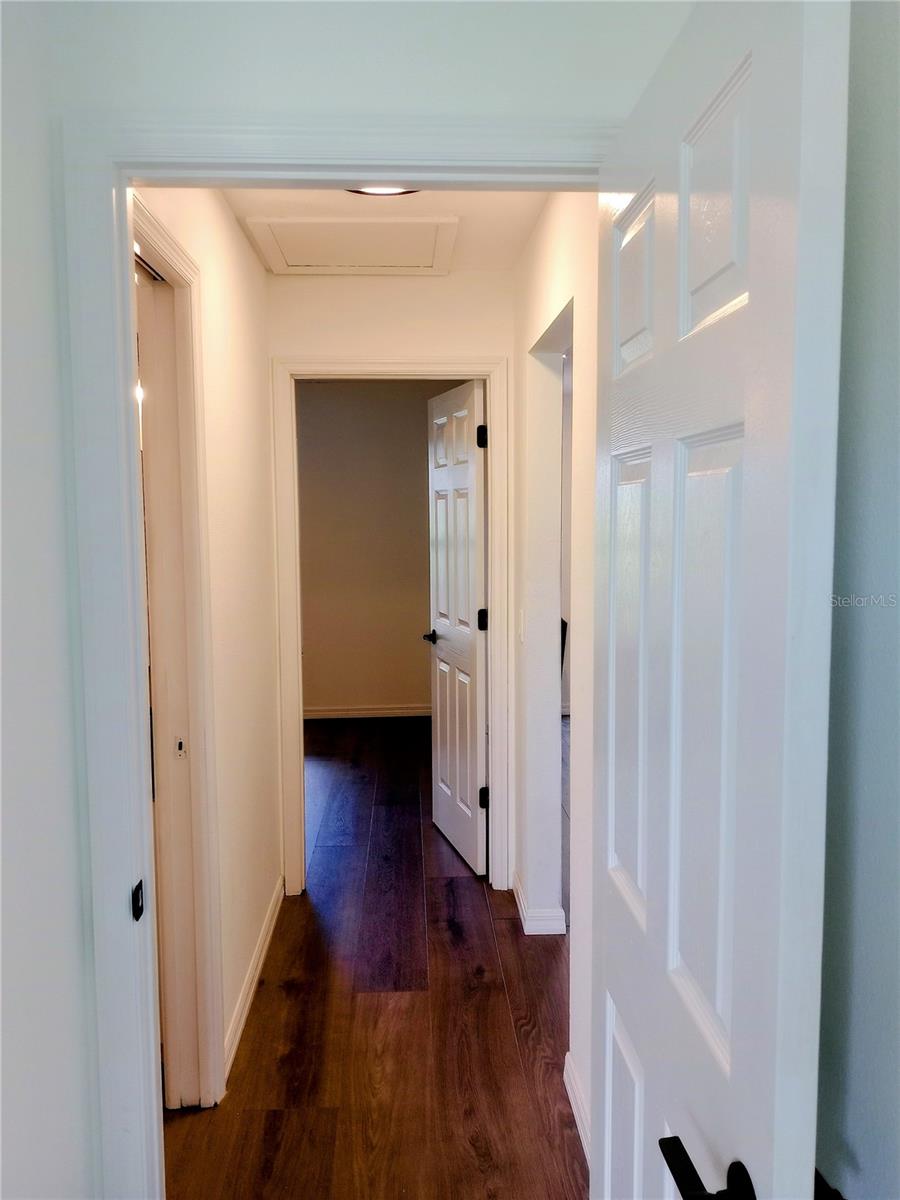 SOUTH VENICE - Residential Lease
