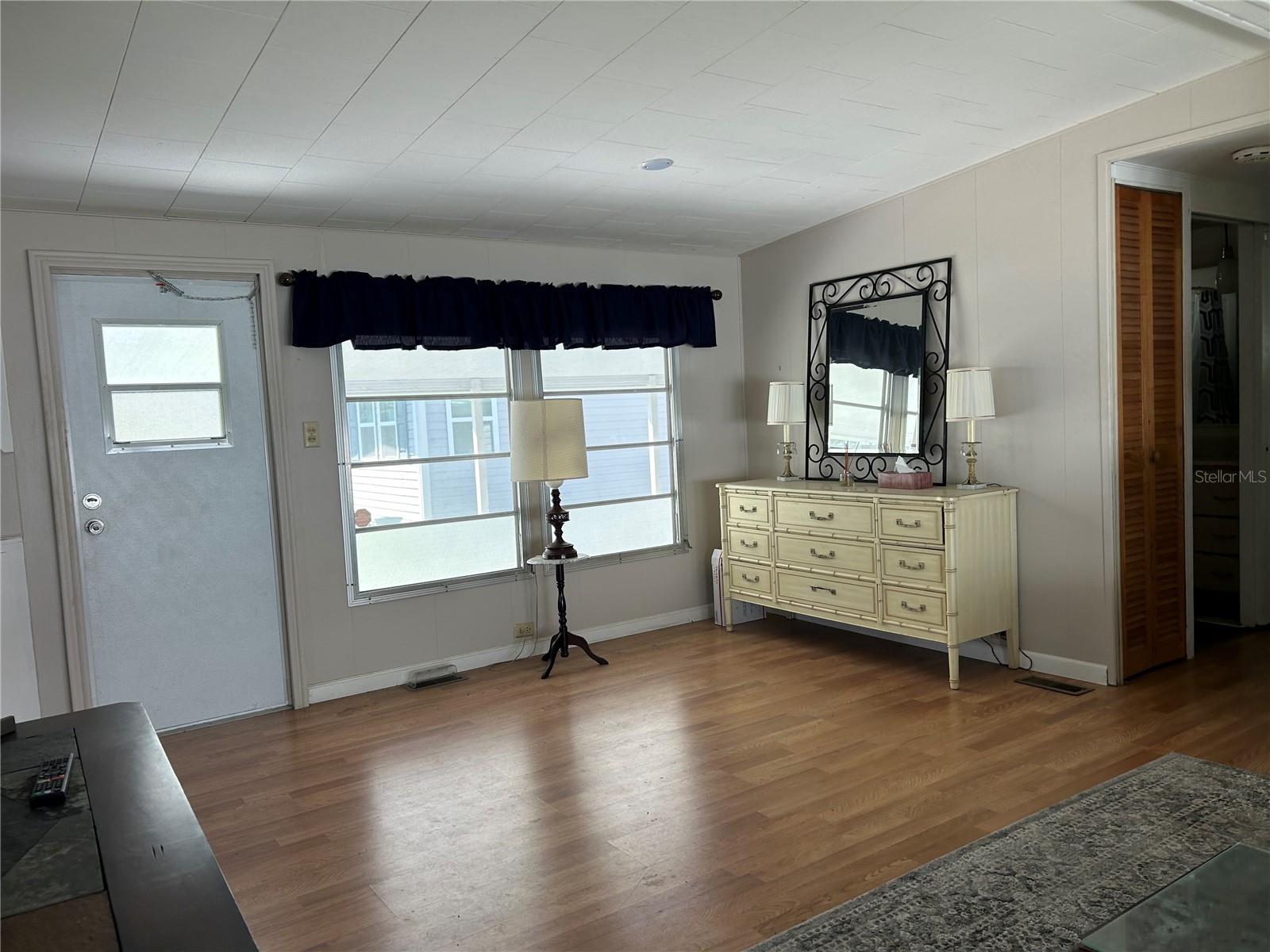 TRI-PAR ESTATES - Residential