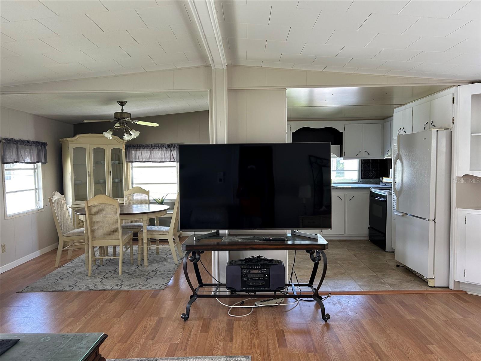 TRI-PAR ESTATES - Residential