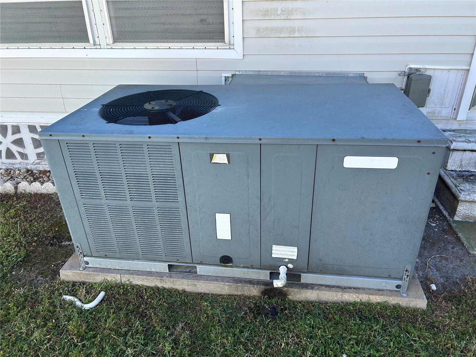 TRI-PAR ESTATES - Residential