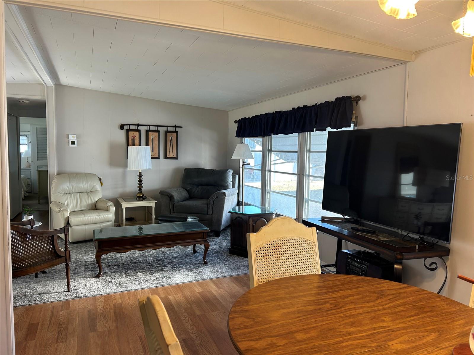 TRI-PAR ESTATES - Residential