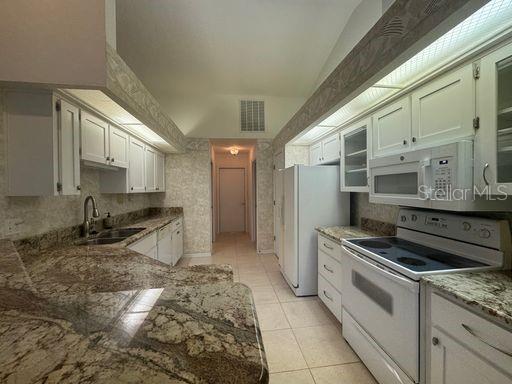 BROADMOOR PH 4-C - Residential Lease