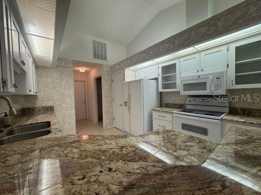 BROADMOOR PH 4-C - Residential Lease