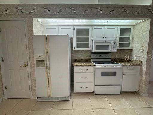 BROADMOOR PH 4-C - Residential Lease