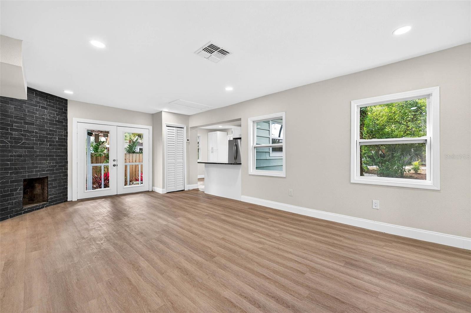 MARY PARK SUB - Residential