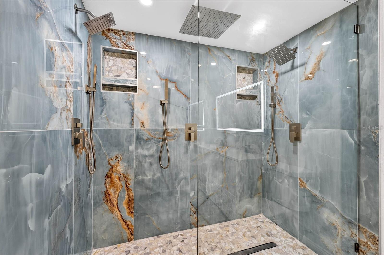 MARY PARK SUB - Residential