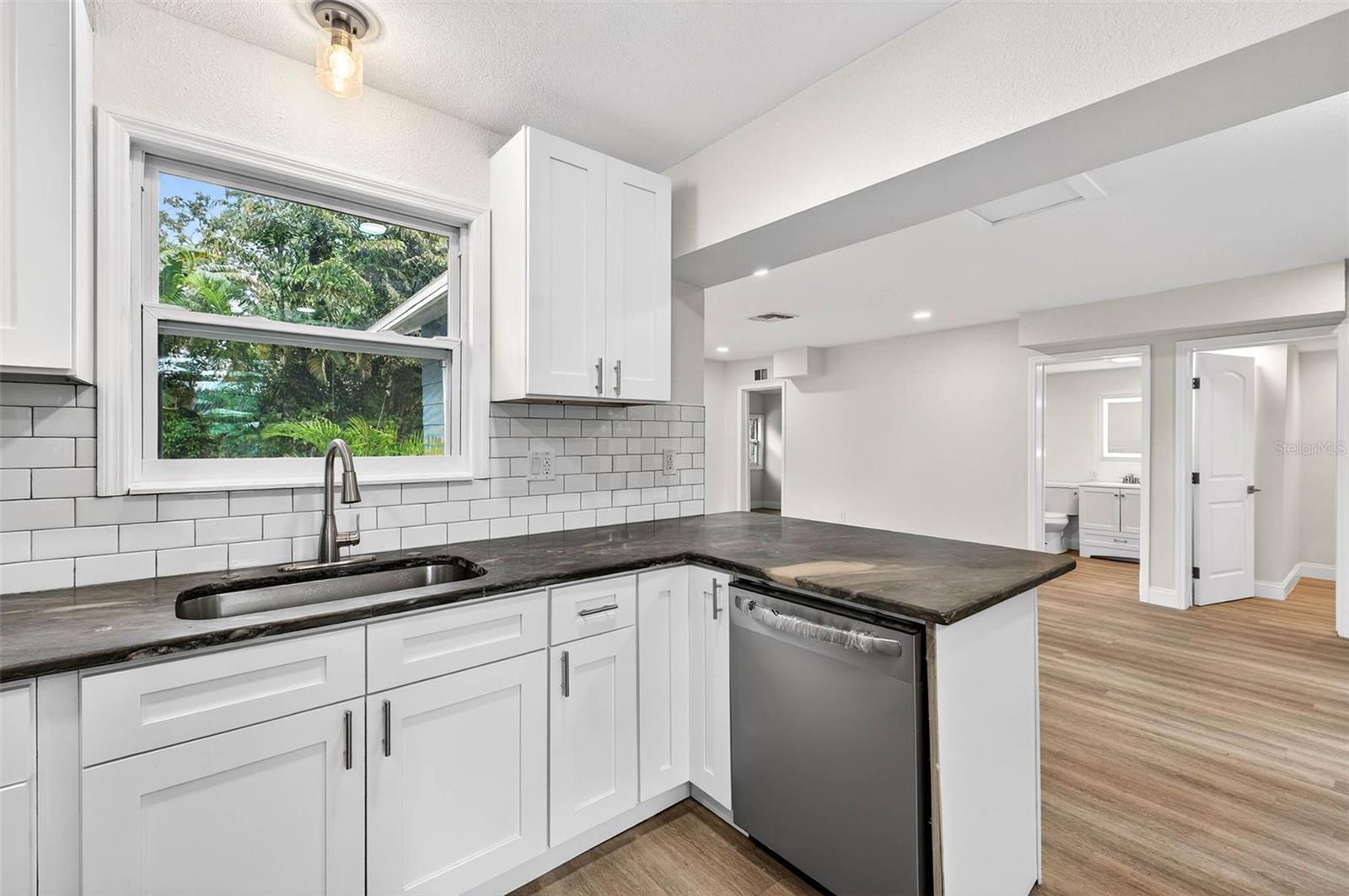 MARY PARK SUB - Residential