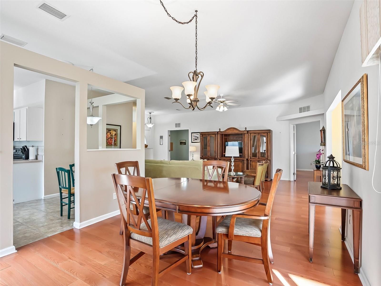 OCALA PALMS UN 07 - Residential