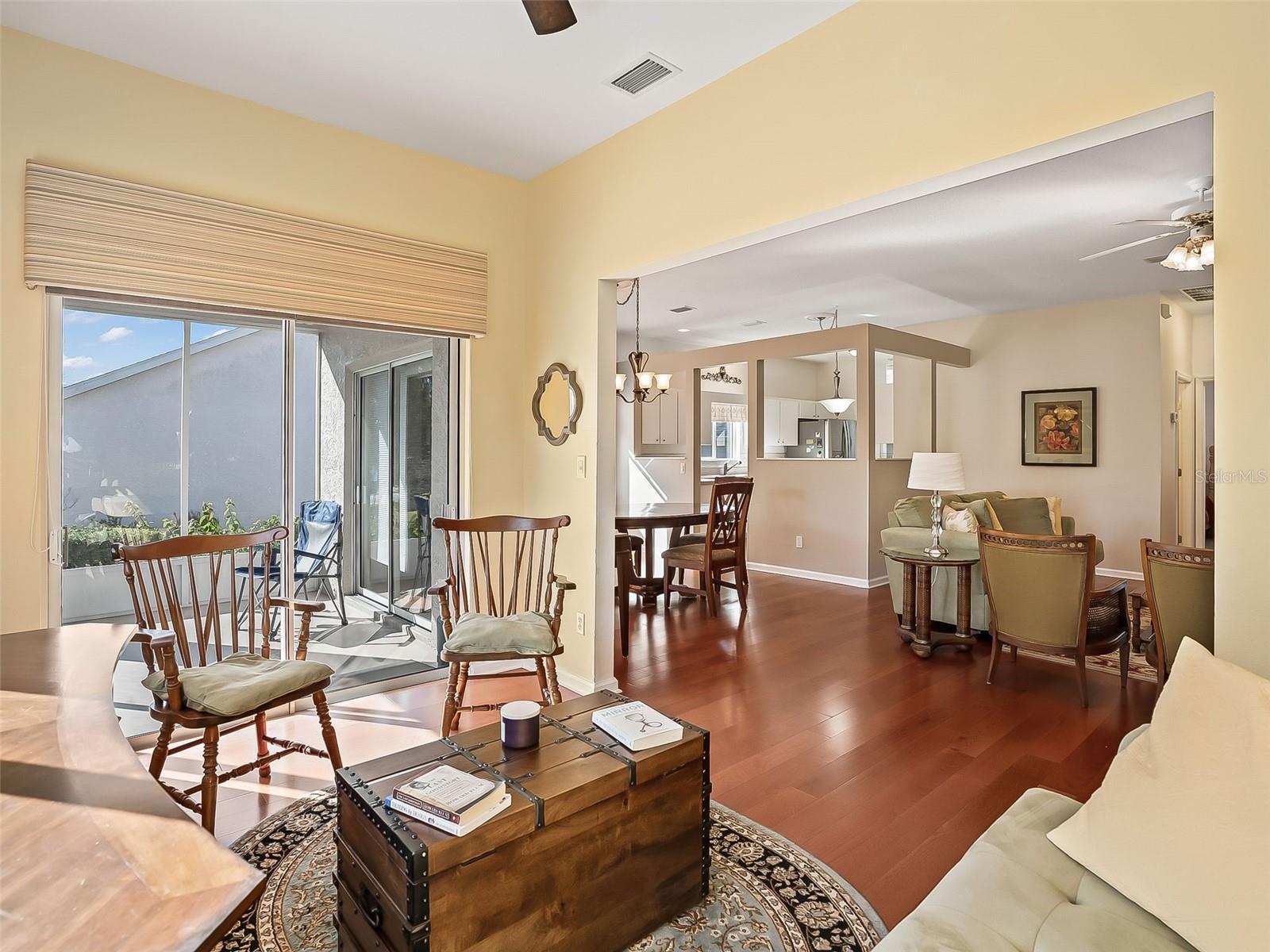 OCALA PALMS UN 07 - Residential