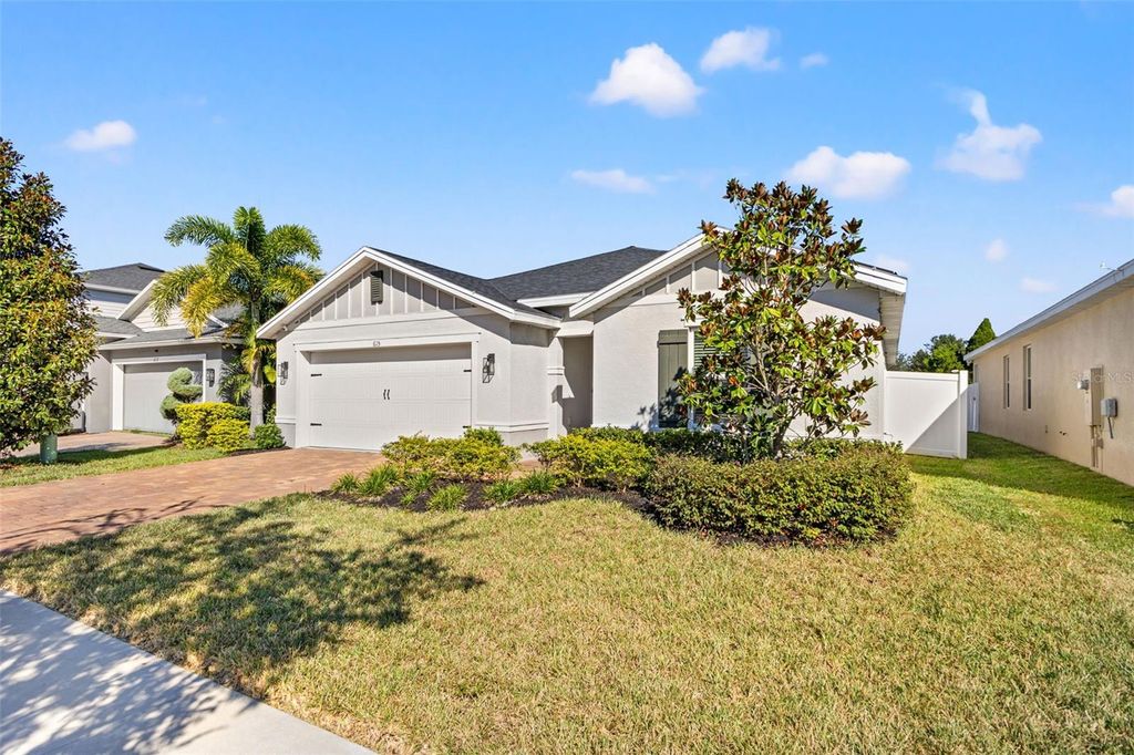 Photo of 615 Valri Park Drive, Valrico, FL 33594 (MLS # TB8438912)