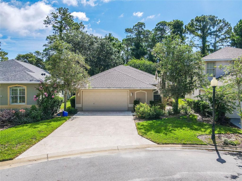 Photo of 44 Crosstie Court, Palm Coast, FL 32137 (MLS # FC319483)