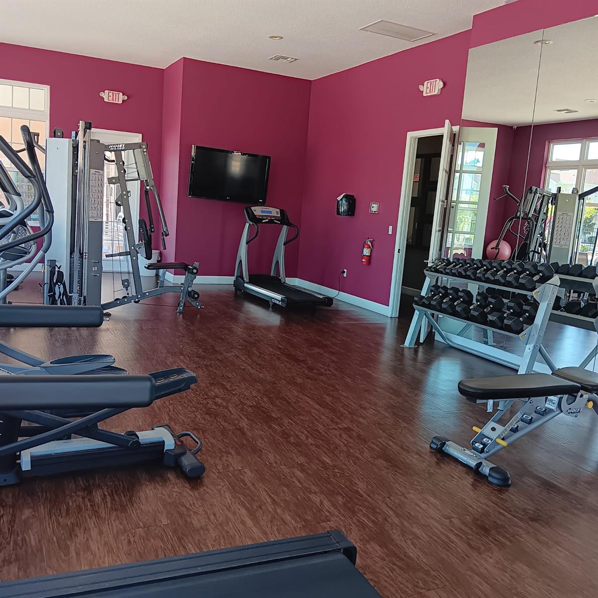 WEST LUCAYA VILLAGE - Residential