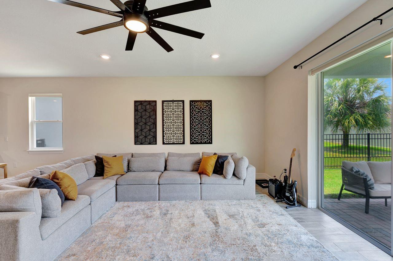 LAKEVIEW PRESERVE - Residential Lease