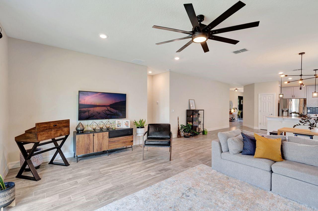 LAKEVIEW PRESERVE - Residential Lease