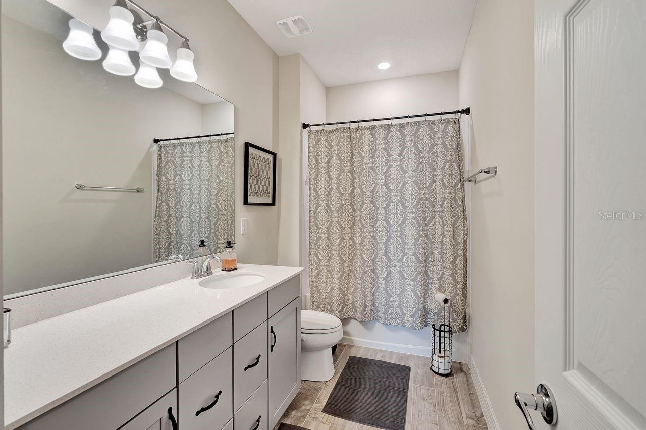 LAKEVIEW PRESERVE - Residential Lease