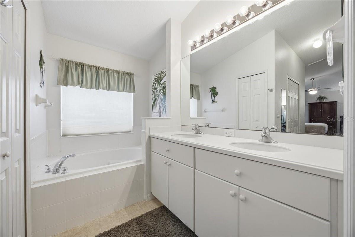 TAVARES ROYAL HARBOR PH 05 - Residential