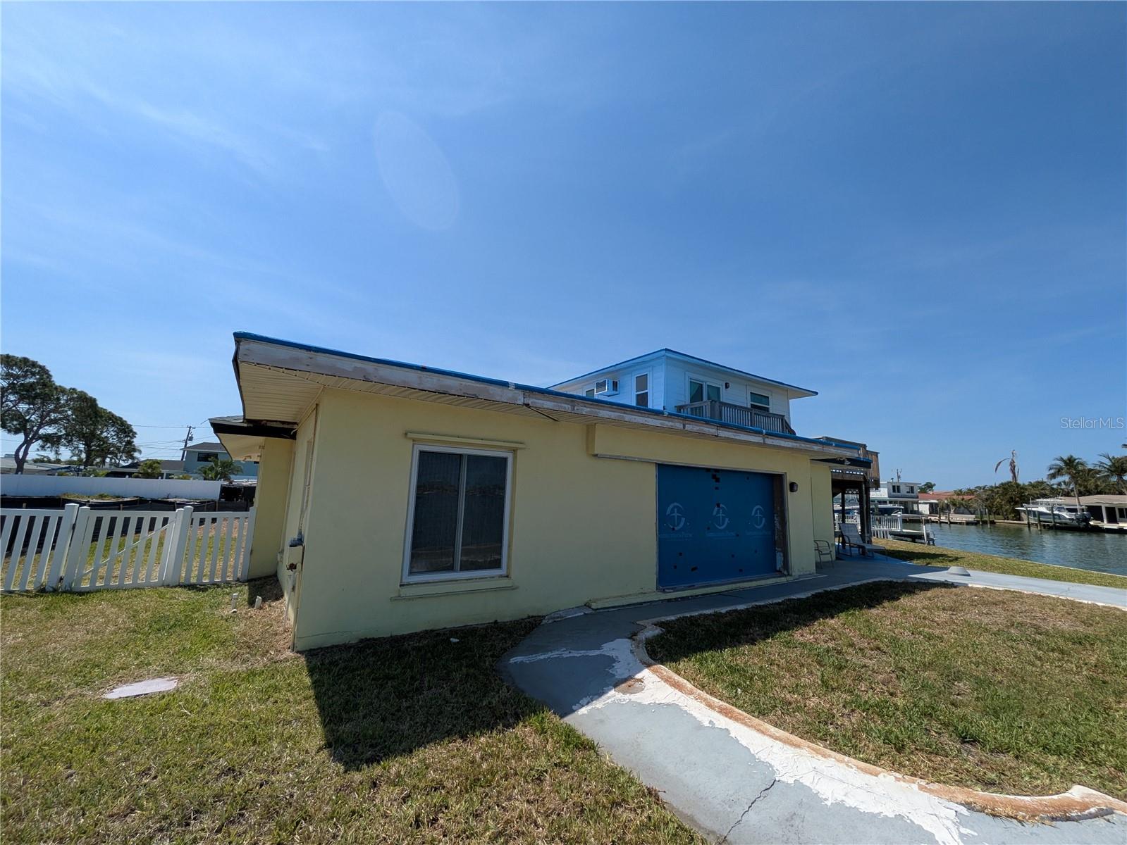 BAHIA SHORES 3RD ADD - Residential