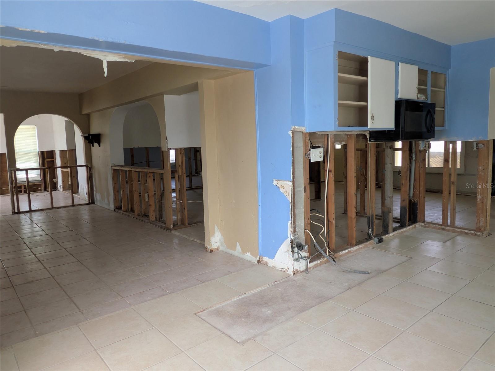 BAHIA SHORES 3RD ADD - Residential