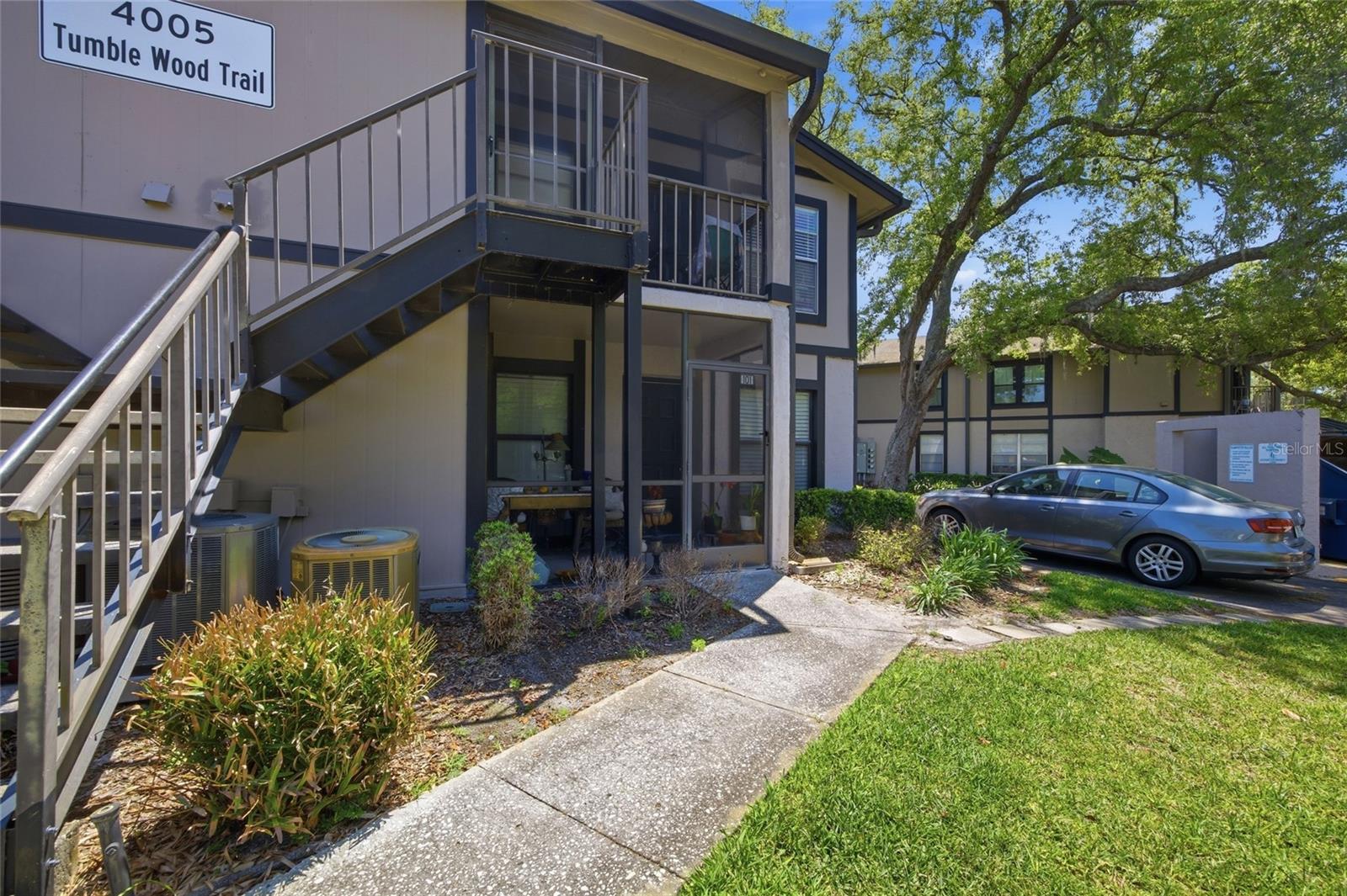 NORTH OAKS CONDO II - Residential