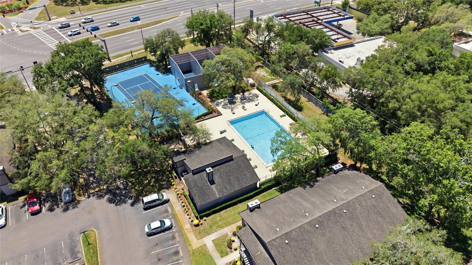 NORTH OAKS CONDO II - Residential