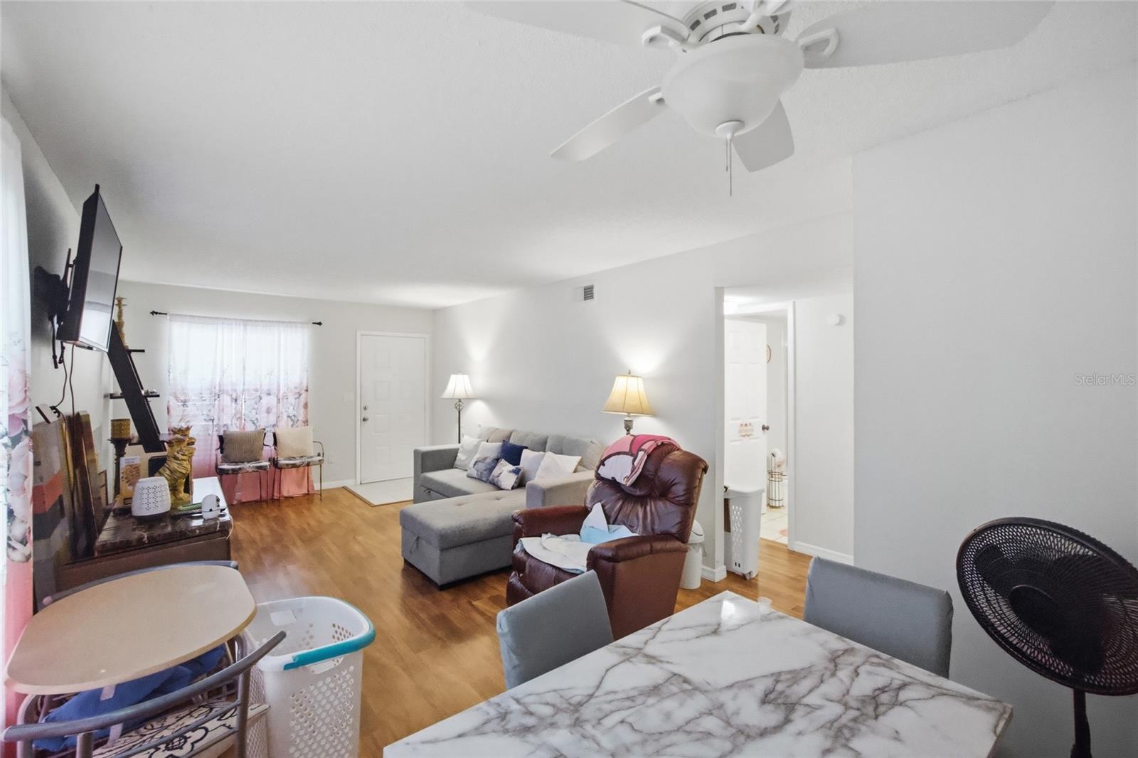 NORTH OAKS CONDO II - Residential