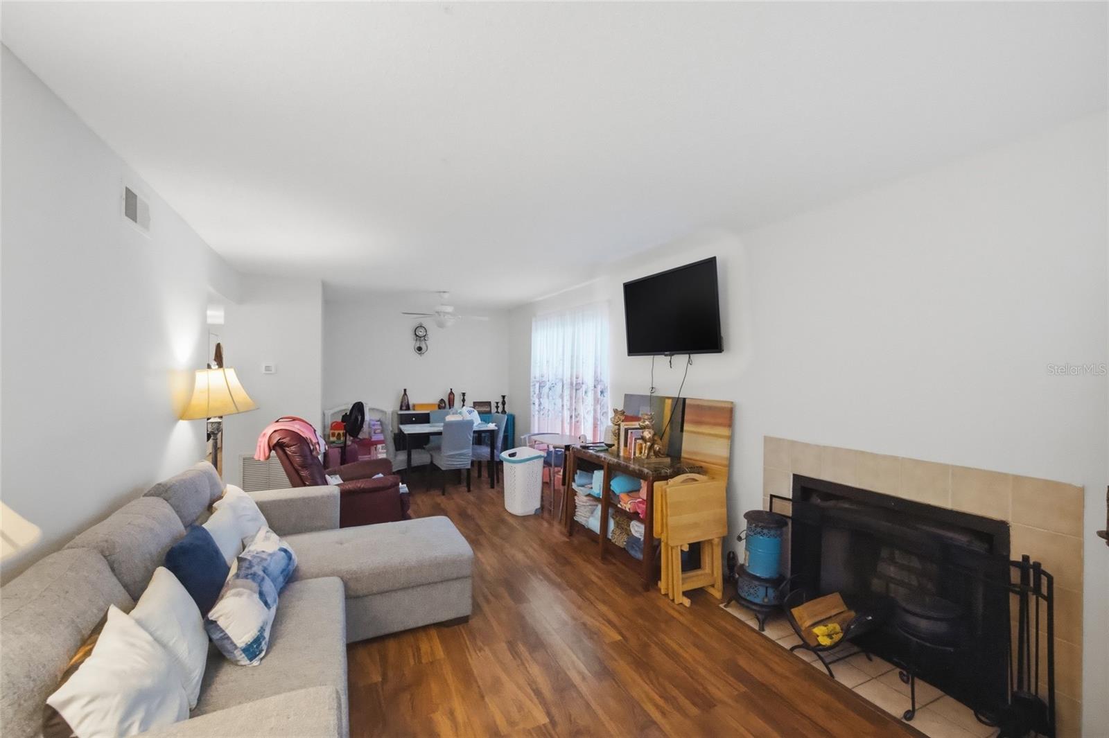 NORTH OAKS CONDO II - Residential