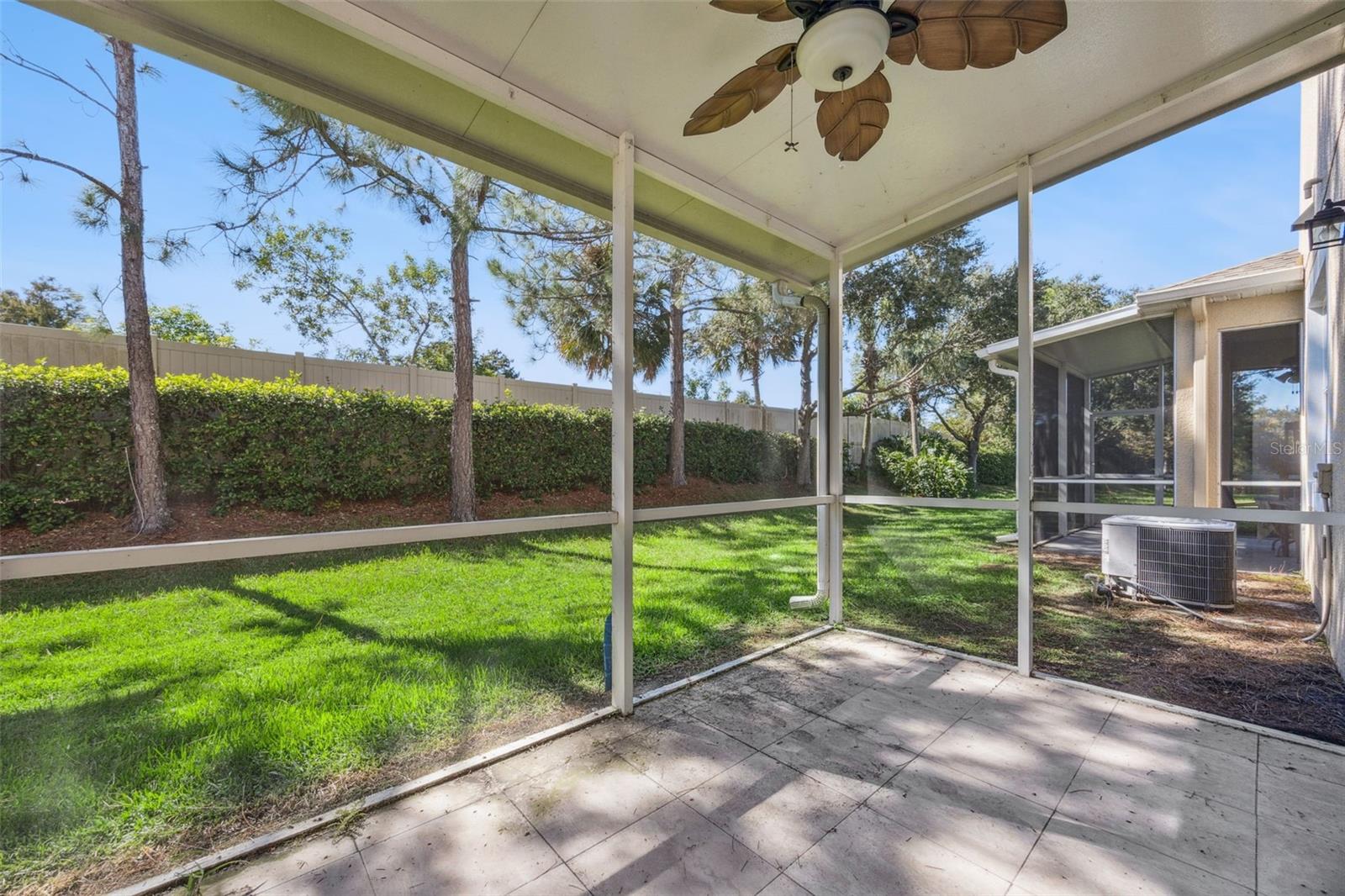 RIVERVIEW TWNHMS PH II - Residential