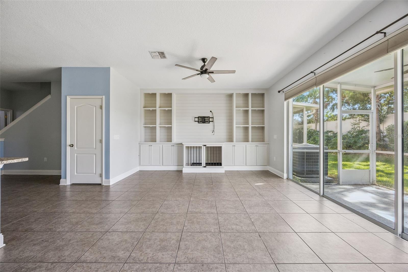 RIVERVIEW TWNHMS PH II - Residential