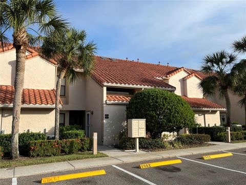 A home in WINTER HAVEN