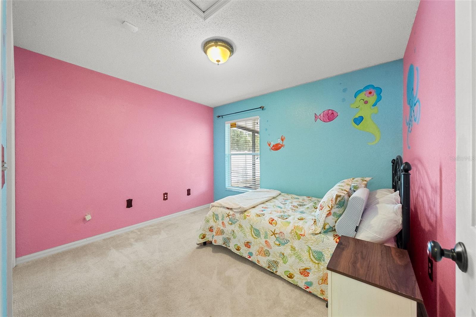 WINSTON MANOR - Residential