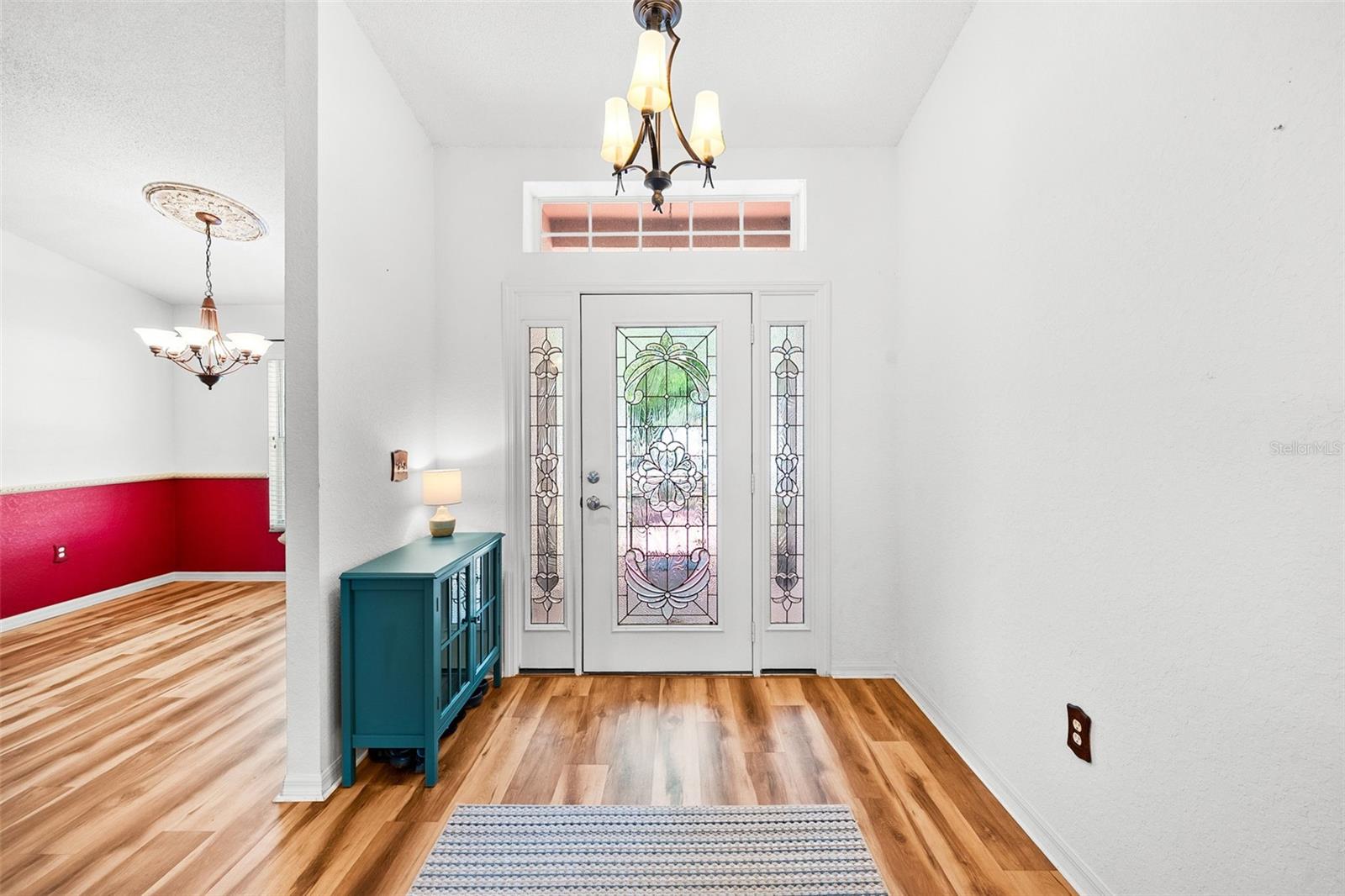WINSTON MANOR - Residential