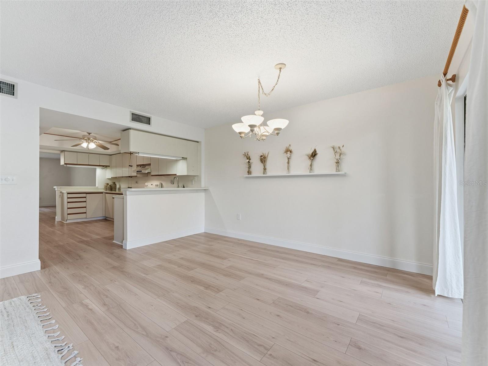 ARBOR TRACE - Residential