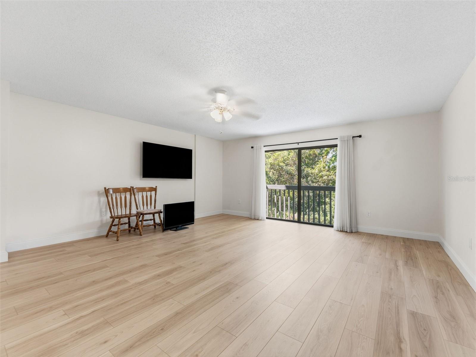 ARBOR TRACE - Residential