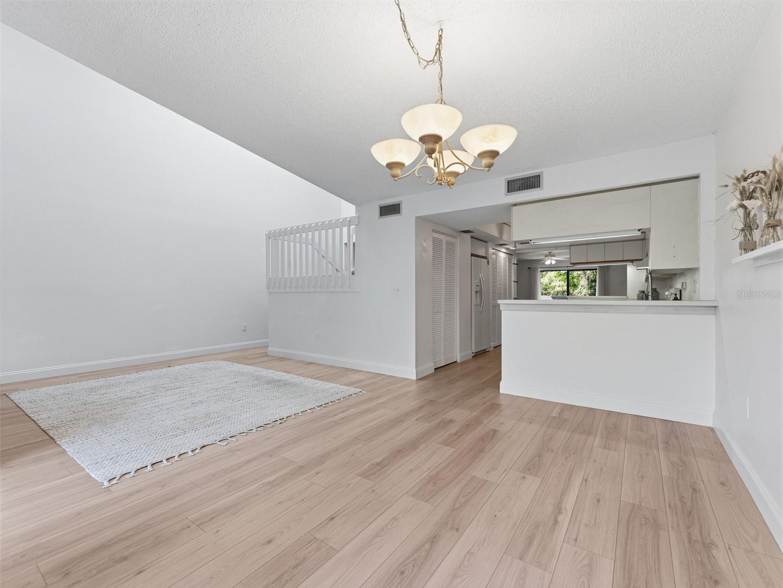 ARBOR TRACE - Residential