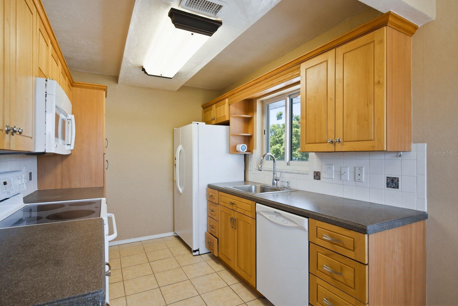 SEMINOLE GARDEN APTS CO-OP - Residential