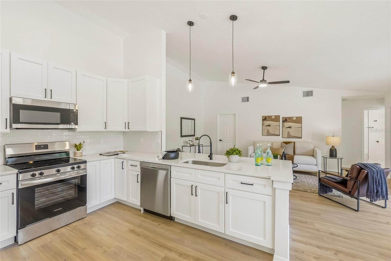 VILLAGE OF WOODLAND HILLS UNIT 1 - Residential