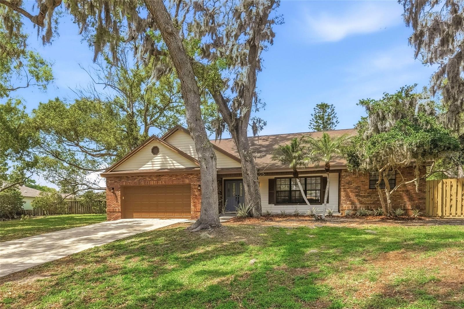 VILLAGE OF WOODLAND HILLS UNIT 1 - Residential