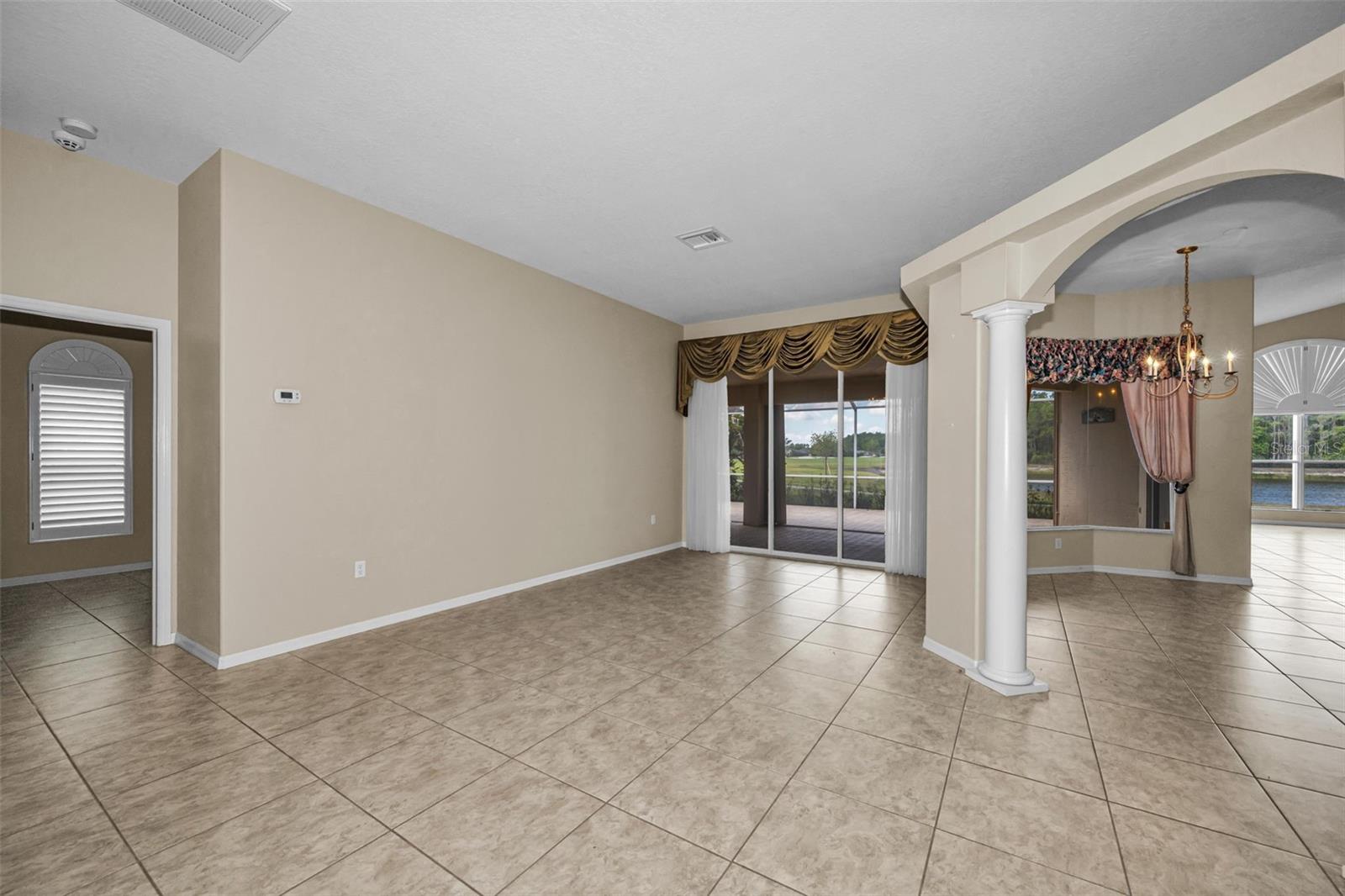 1520 WINDING WILLOW DRIVE