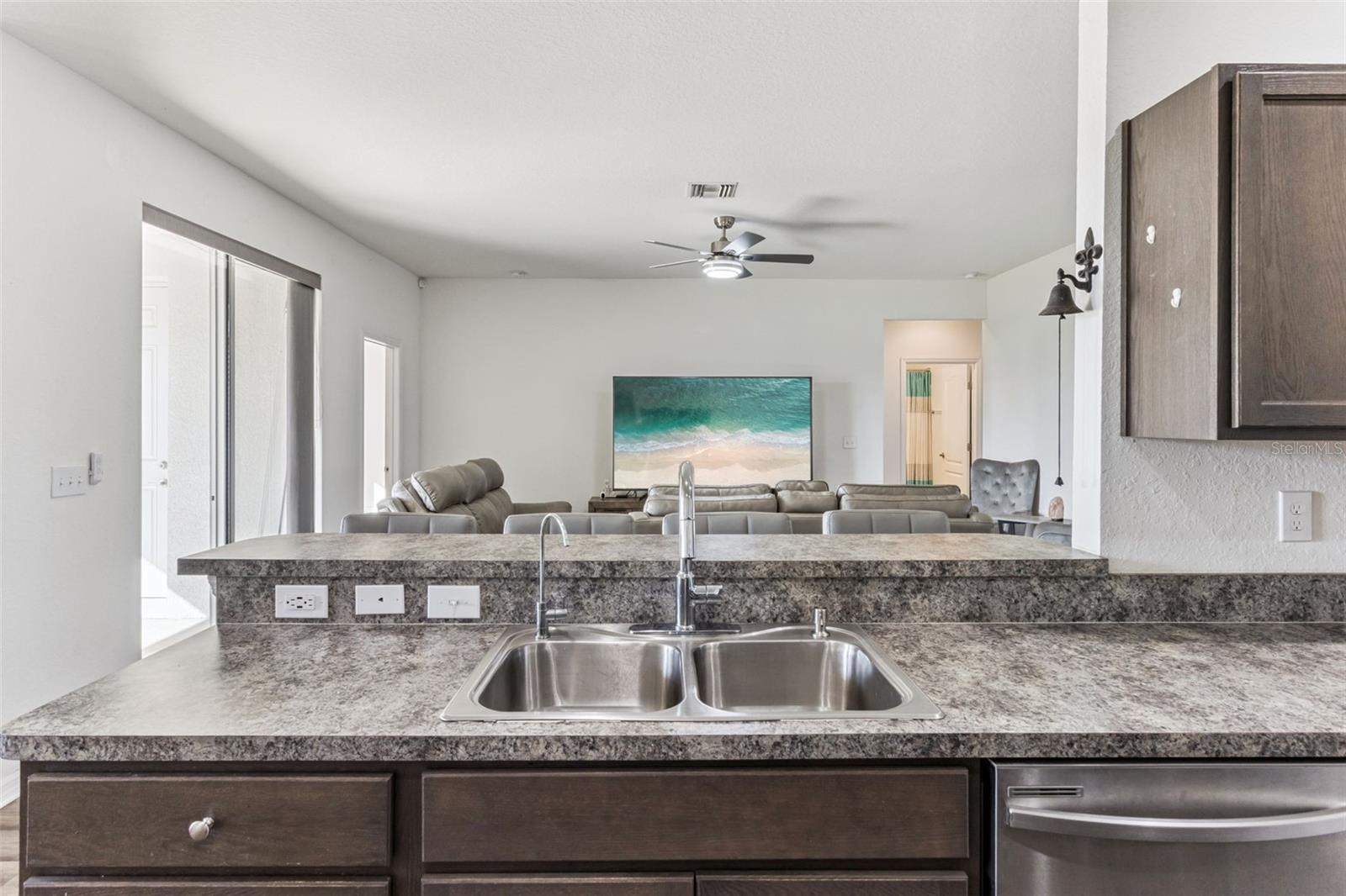 PALM X - Residential